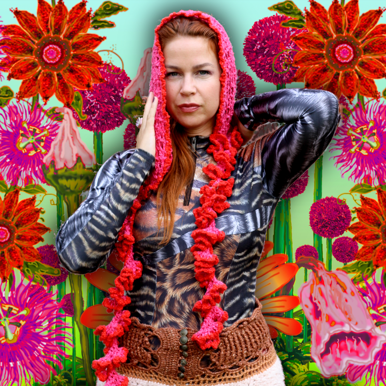 hooded scarf magenta with red ruffles