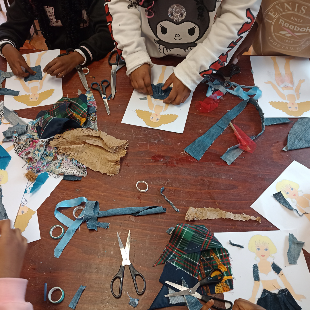 Workshop mode basisonderwijs kunstenaar in de klas invaldocent